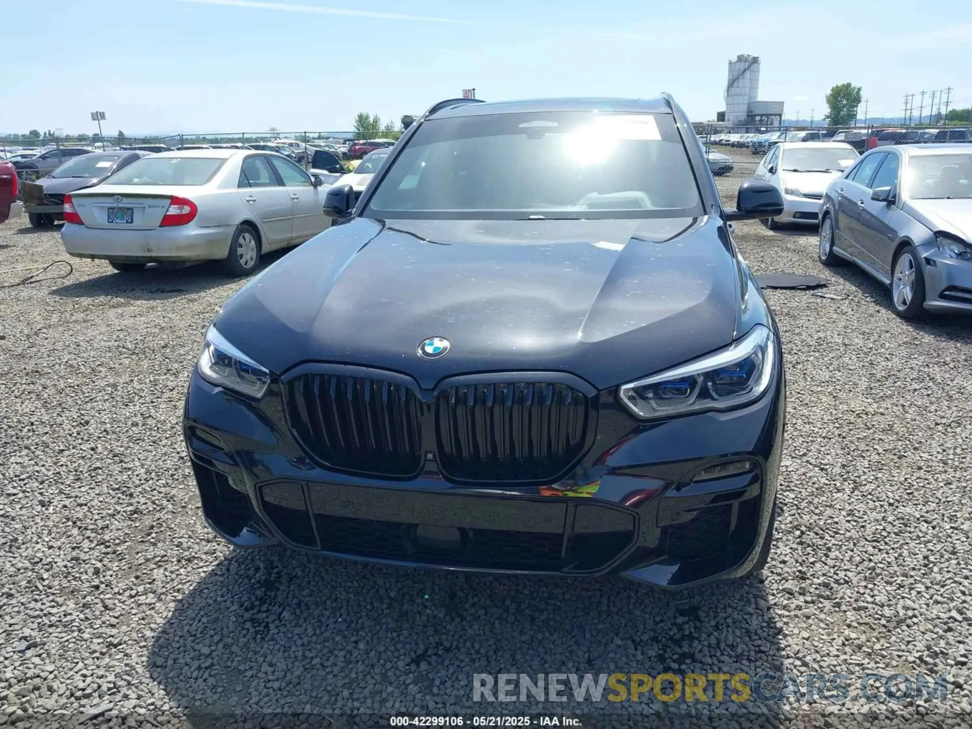 12 Photograph of a damaged car 5UXJU2C5XKLB15431 BMW X5 2019