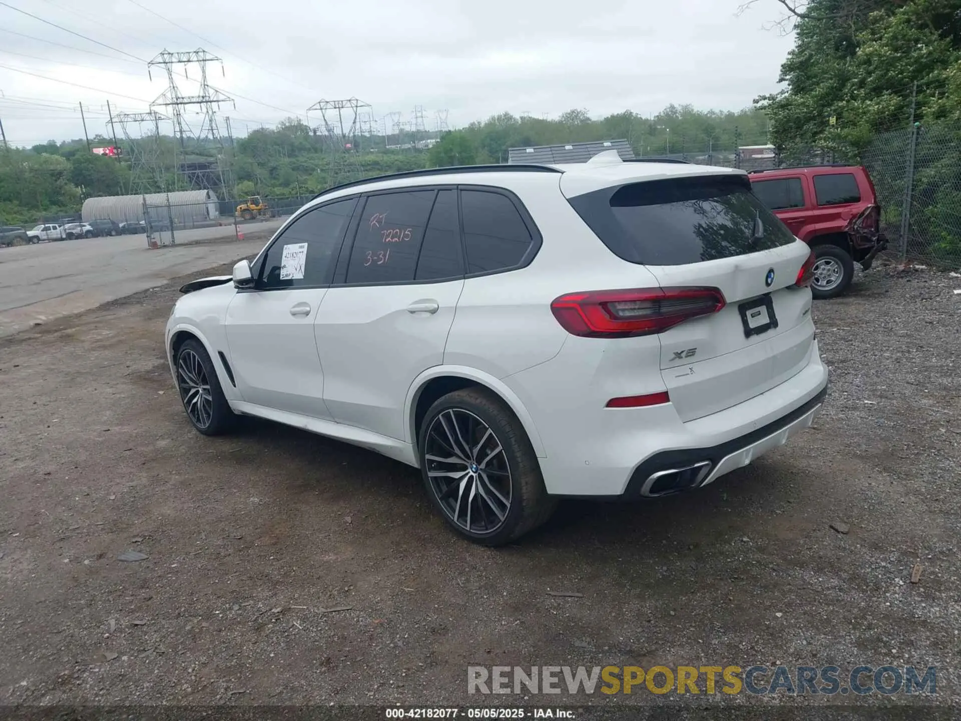 3 Photograph of a damaged car 5UXJU2C5XKLN64637 BMW X5 2019