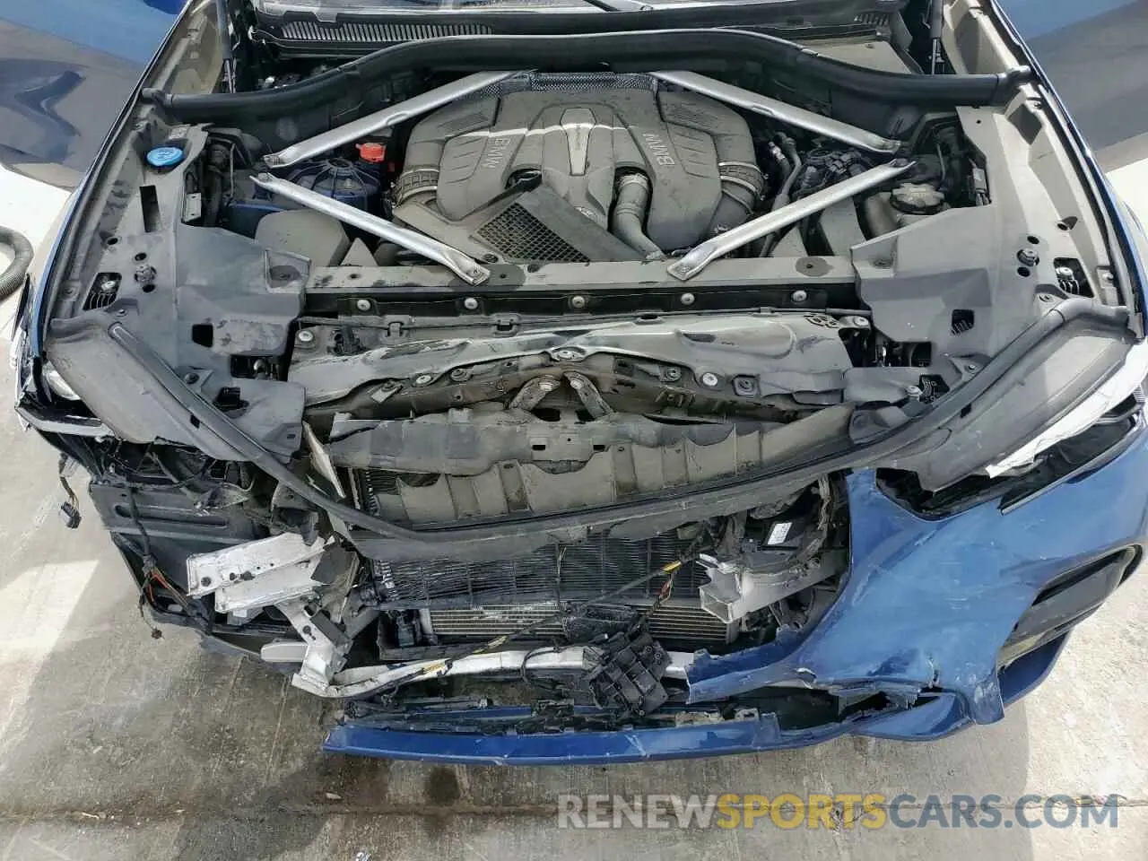 13 Photograph of a damaged car 5UXJU2C5XKLN66811 BMW X5 2019