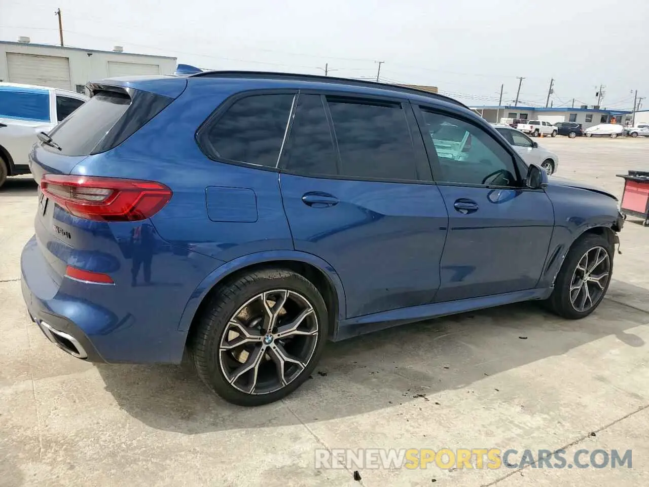 3 Photograph of a damaged car 5UXJU2C5XKLN66811 BMW X5 2019