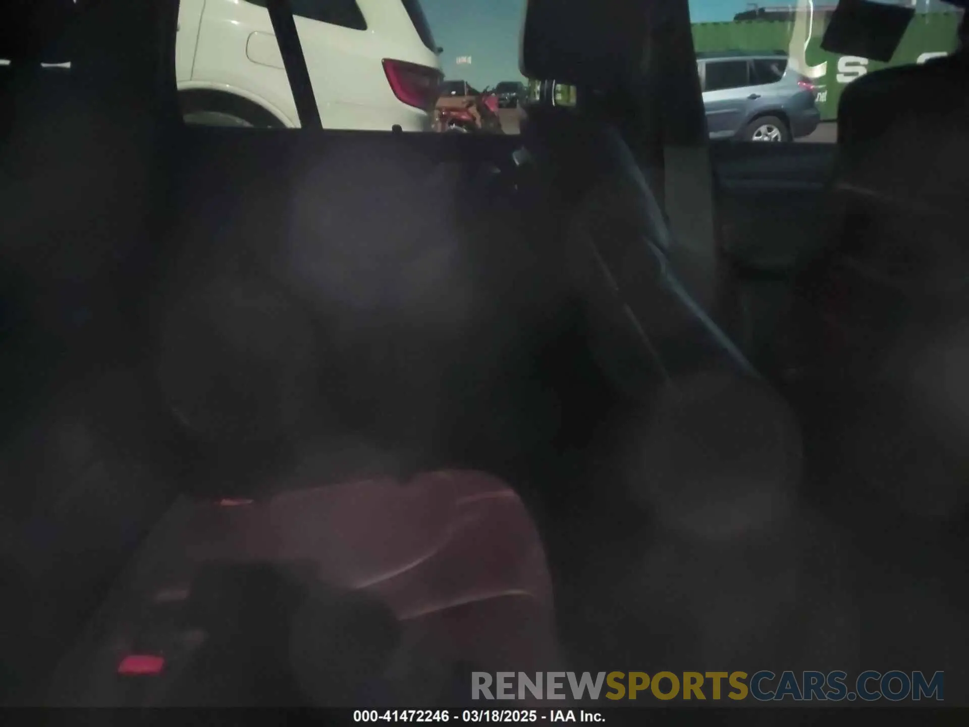 8 Photograph of a damaged car 5UXJU2C5XKLN66873 BMW X5 2019