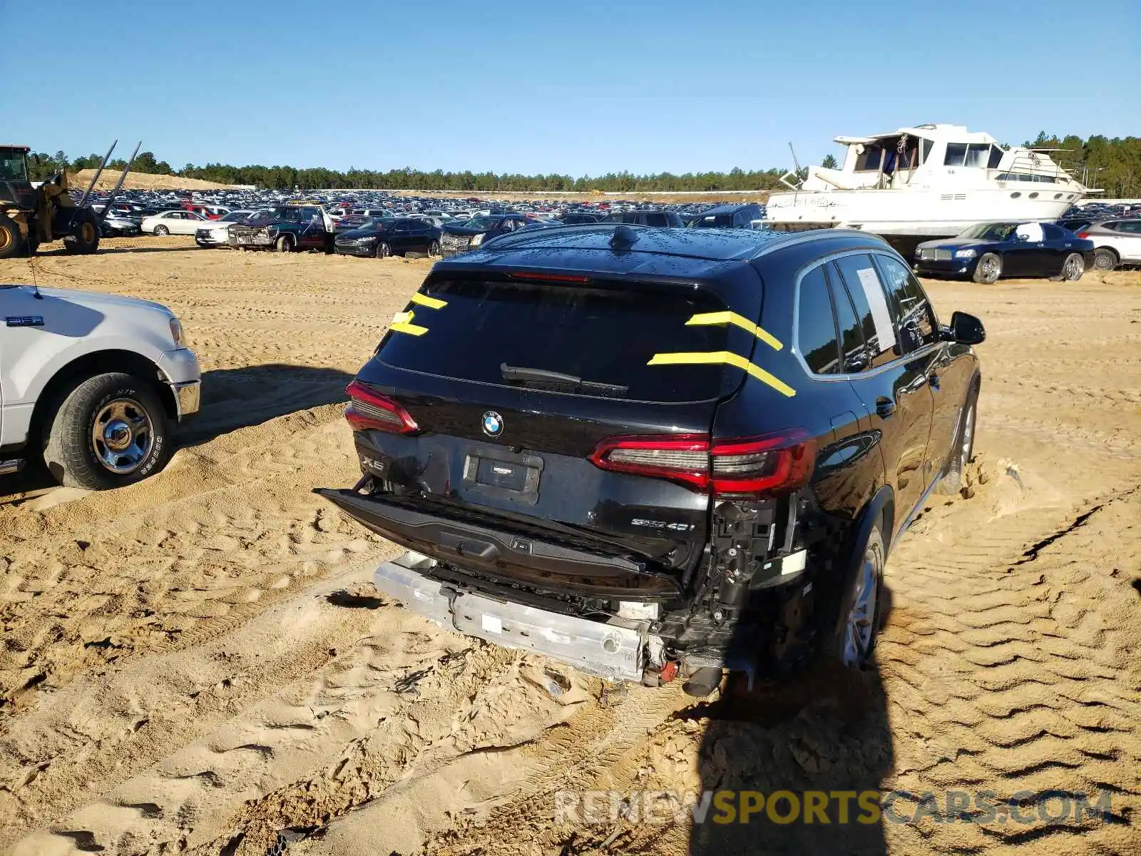 4 Photograph of a damaged car 5UXCR4C00L9B96514 BMW X5 2020