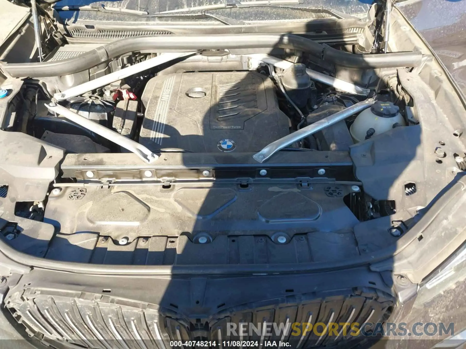 10 Photograph of a damaged car 5UXCR4C00LLT18417 BMW X5 2020