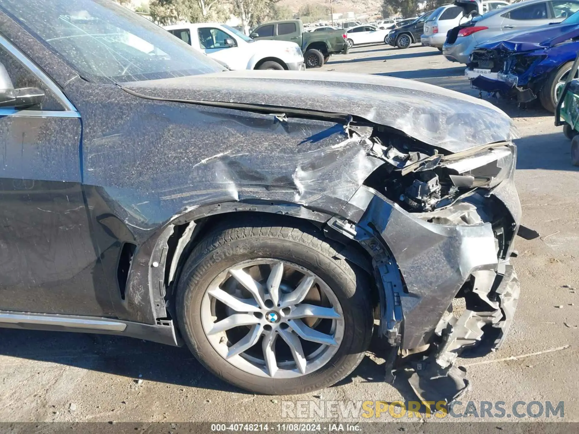 18 Photograph of a damaged car 5UXCR4C00LLT18417 BMW X5 2020