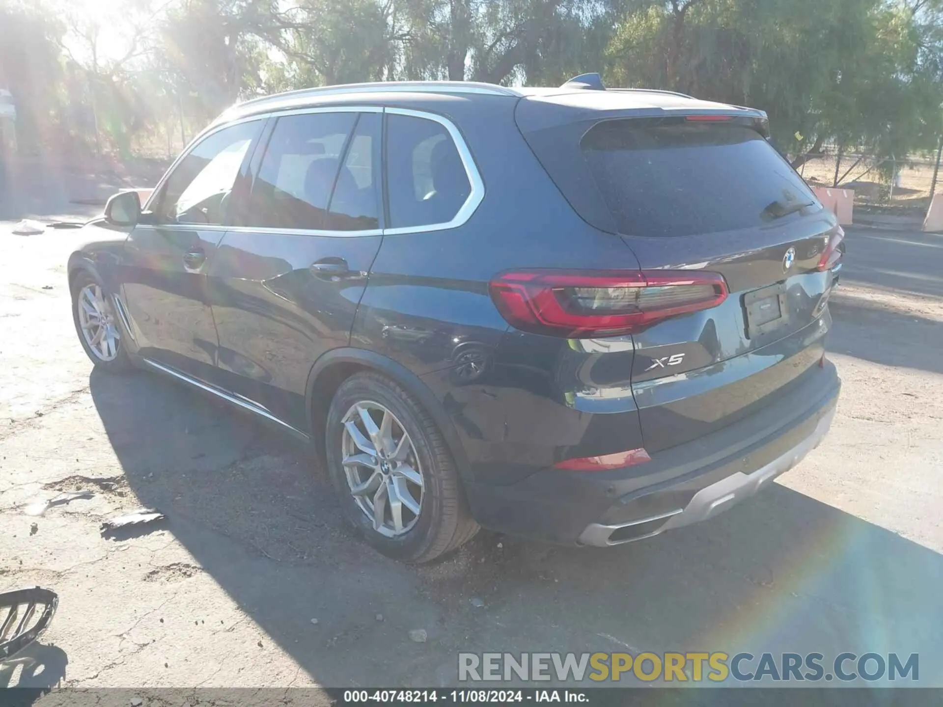 3 Photograph of a damaged car 5UXCR4C00LLT18417 BMW X5 2020