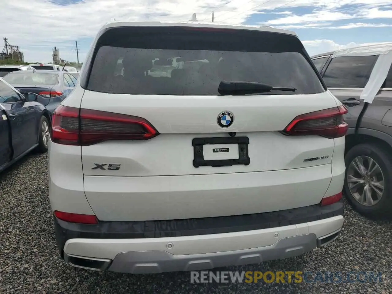 6 Photograph of a damaged car 5UXCR4C02L9B43426 BMW X5 2020