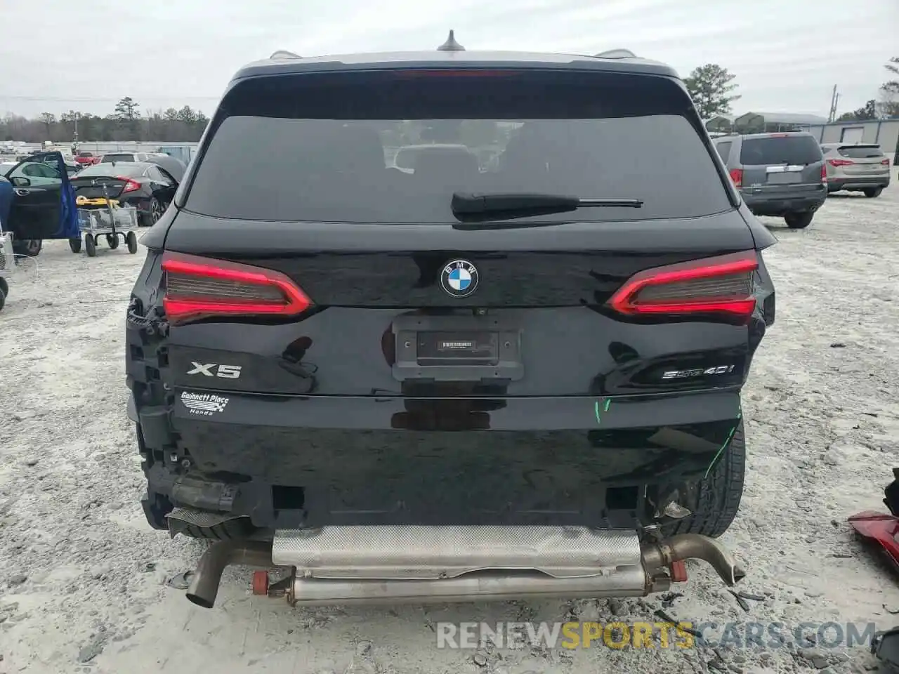 6 Photograph of a damaged car 5UXCR4C03L9B02349 BMW X5 2020