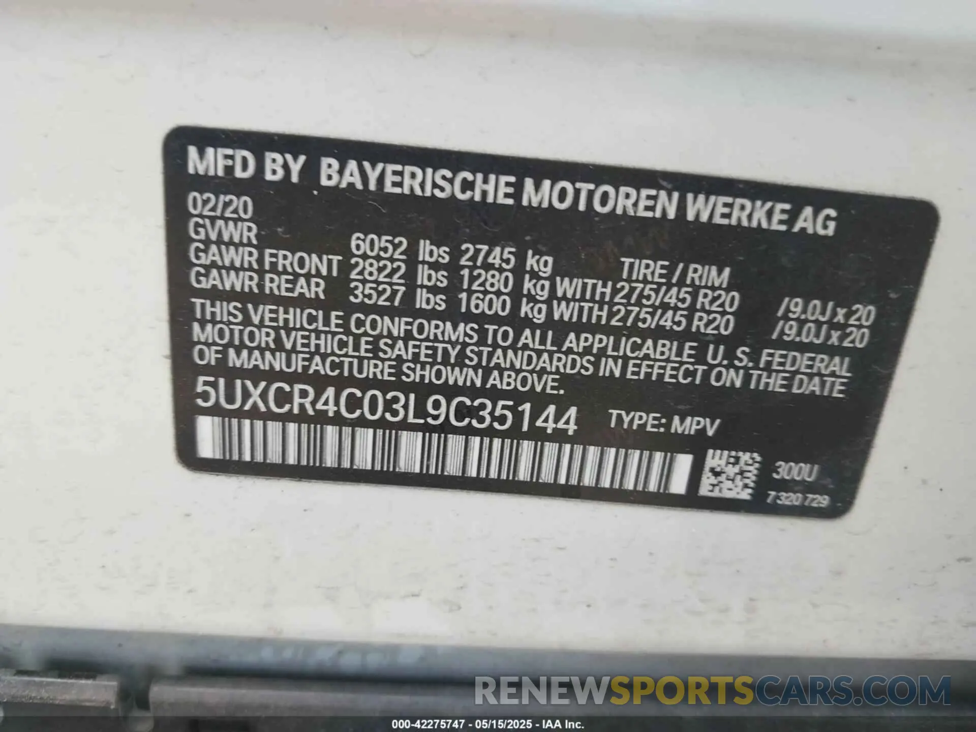 9 Photograph of a damaged car 5UXCR4C03L9C35144 BMW X5 2020