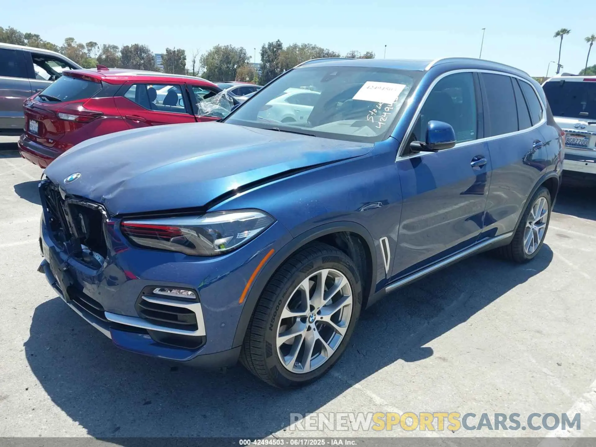 2 Photograph of a damaged car 5UXCR4C03L9C82755 BMW X5 2020