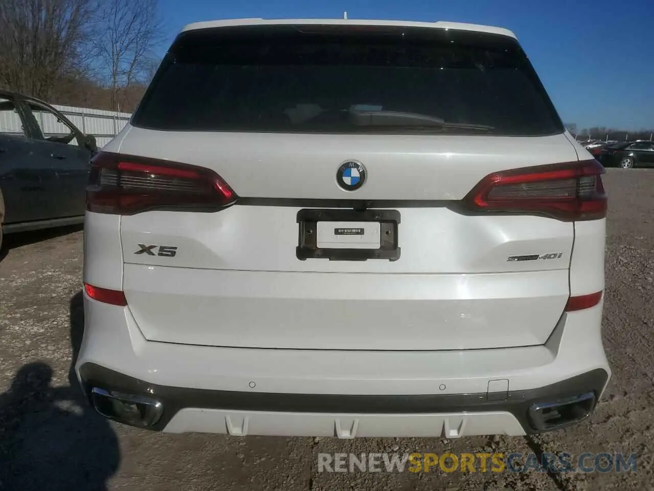 6 Photograph of a damaged car 5UXCR4C04L9B36154 BMW X5 2020