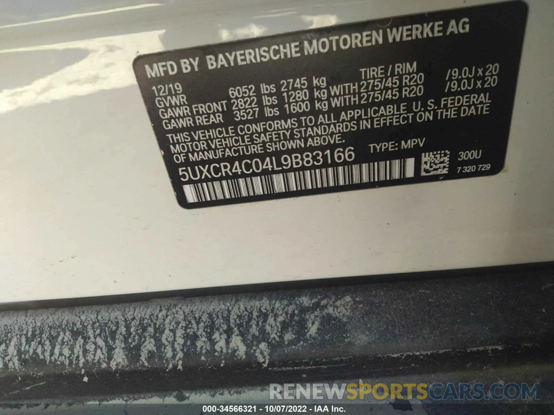 9 Photograph of a damaged car 5UXCR4C04L9B83166 BMW X5 2020