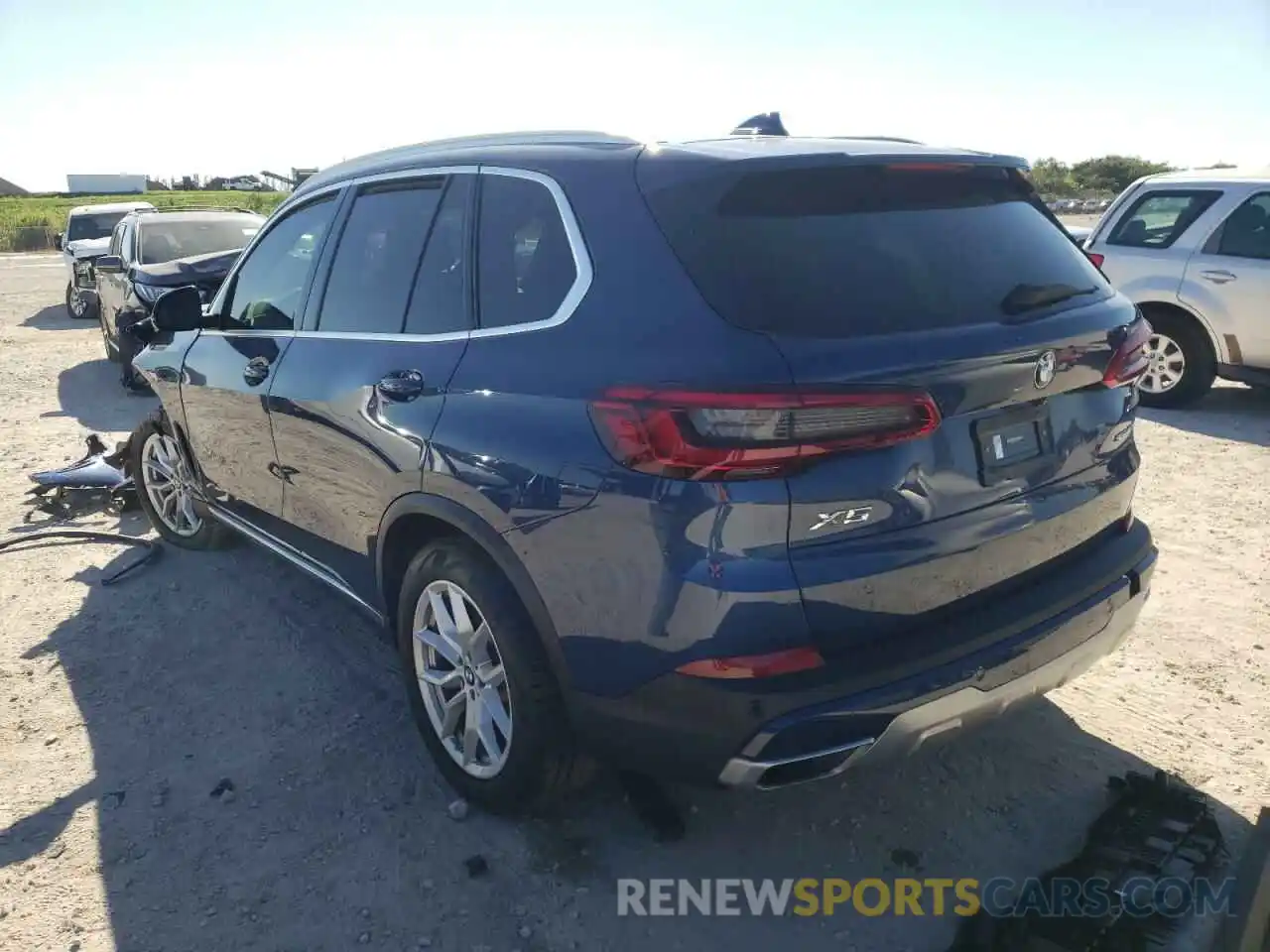 3 Photograph of a damaged car 5UXCR4C06L9B11756 BMW X5 2020