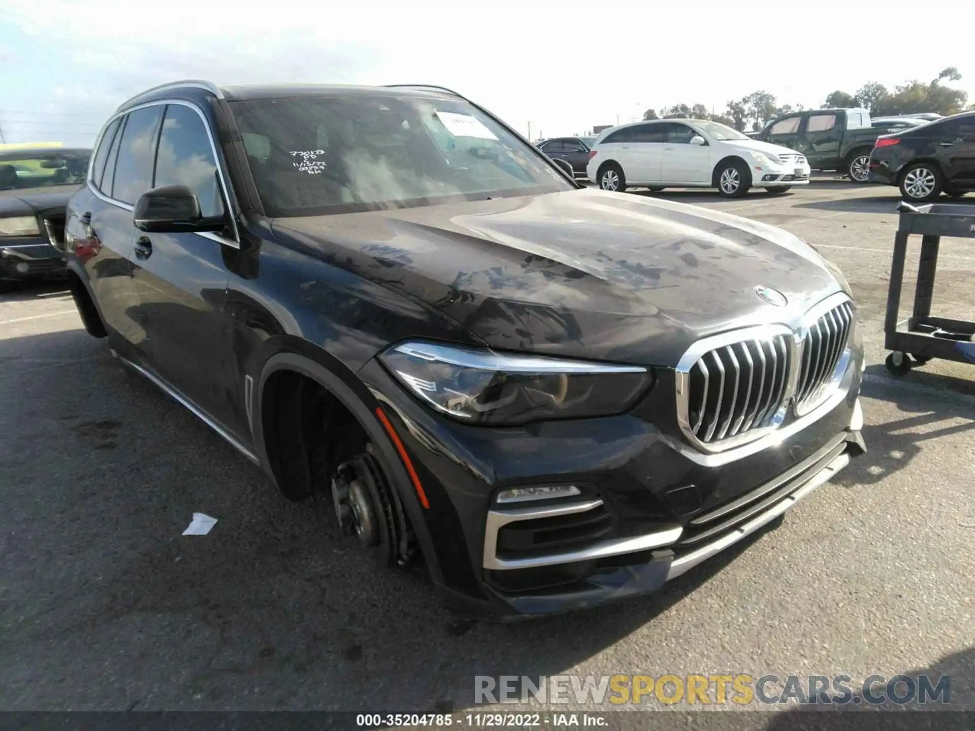 1 Photograph of a damaged car 5UXCR4C06L9C18726 BMW X5 2020