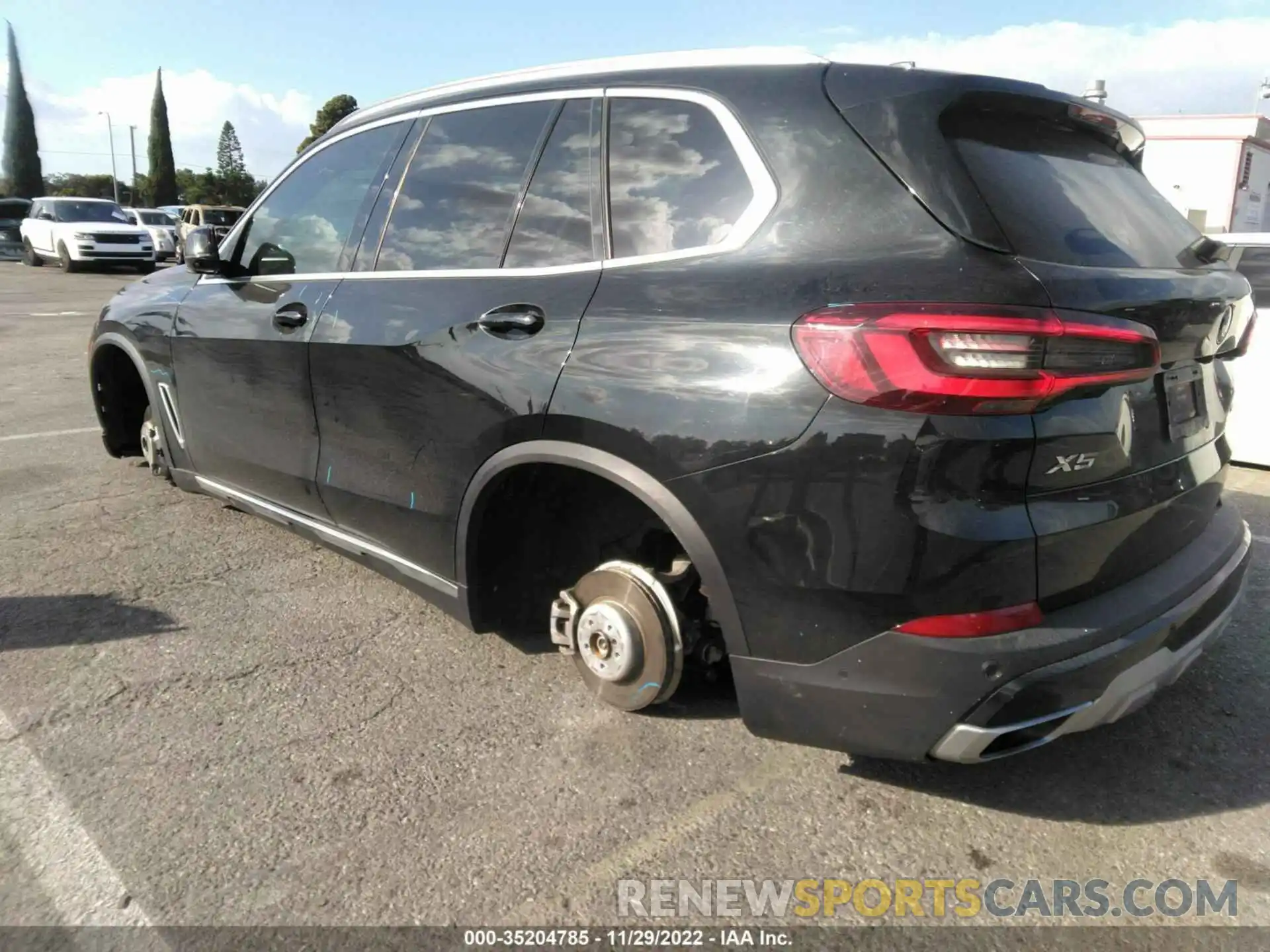 3 Photograph of a damaged car 5UXCR4C06L9C18726 BMW X5 2020