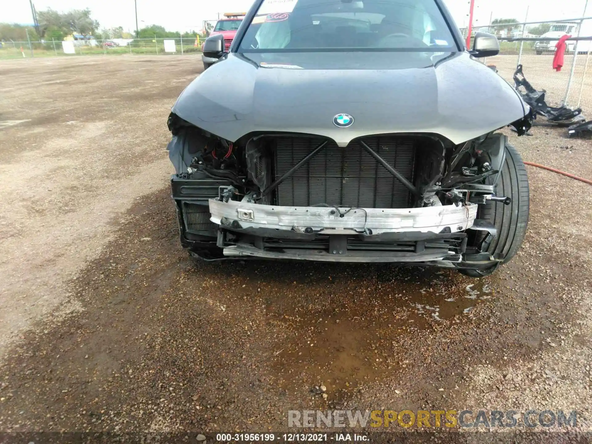 6 Photograph of a damaged car 5UXCR4C07L9B09353 BMW X5 2020