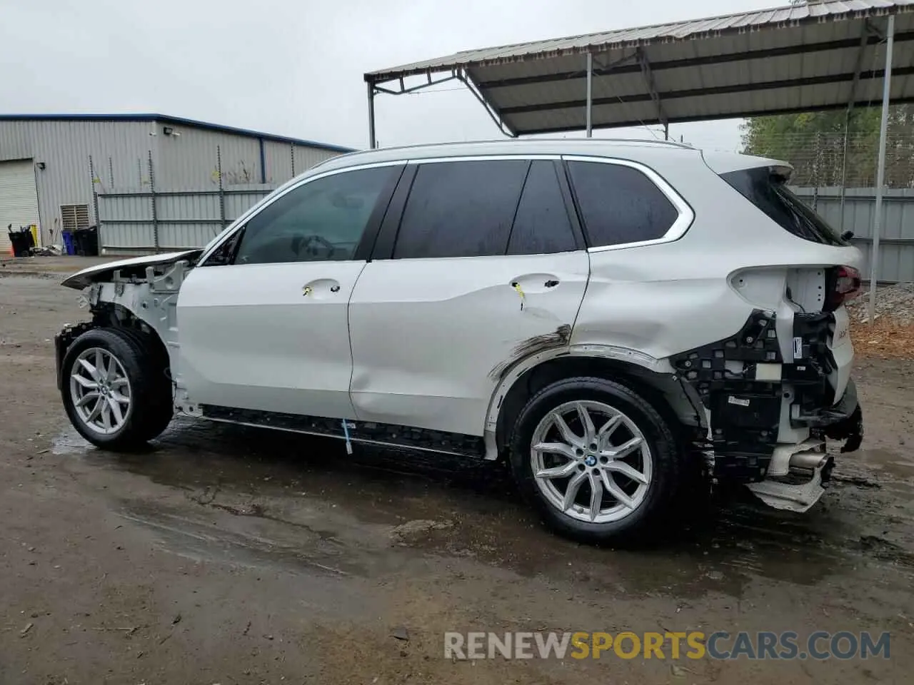 2 Photograph of a damaged car 5UXCR4C07L9C17567 BMW X5 2020