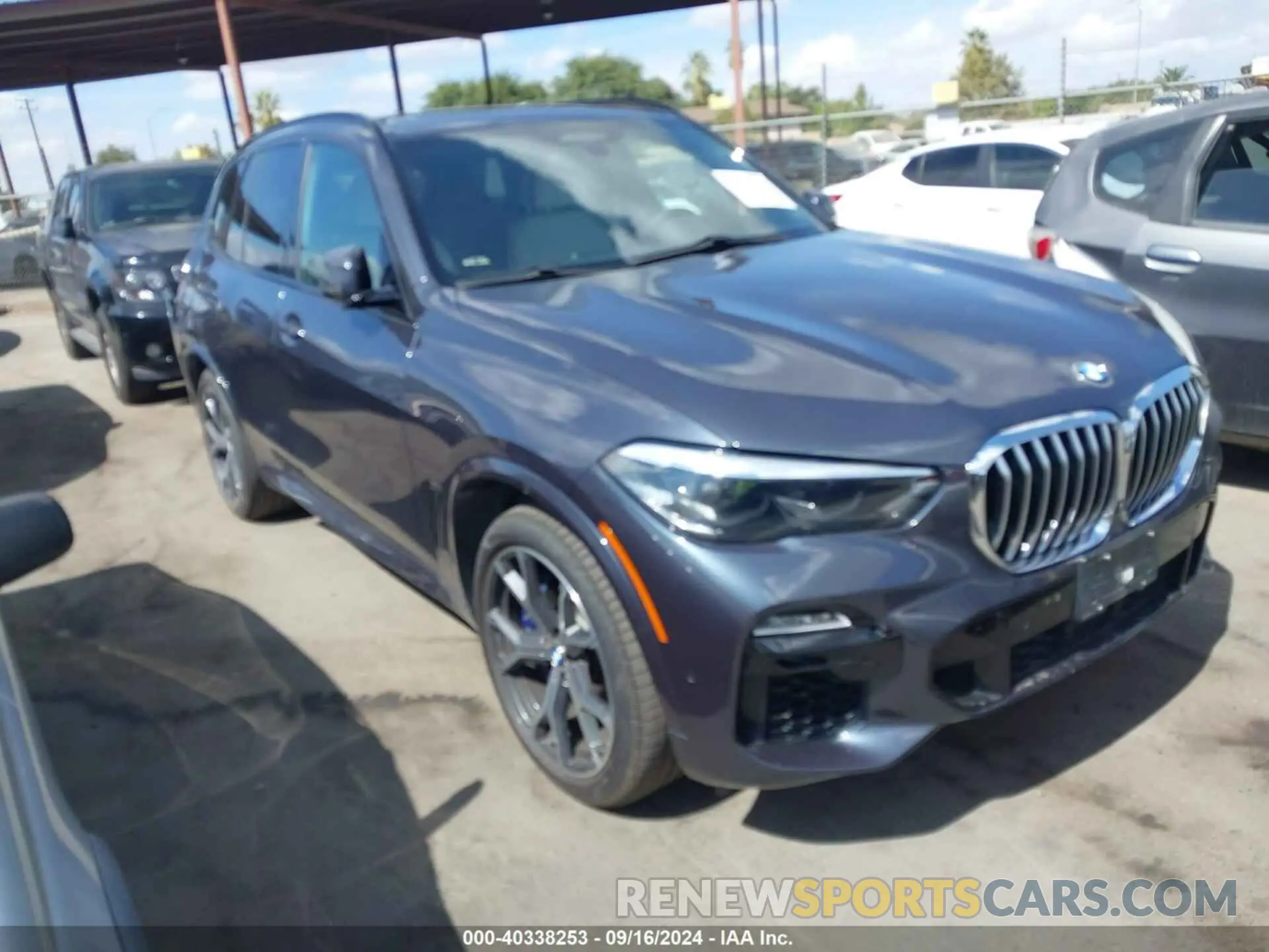 1 Photograph of a damaged car 5UXCR4C07LLT18687 BMW X5 2020