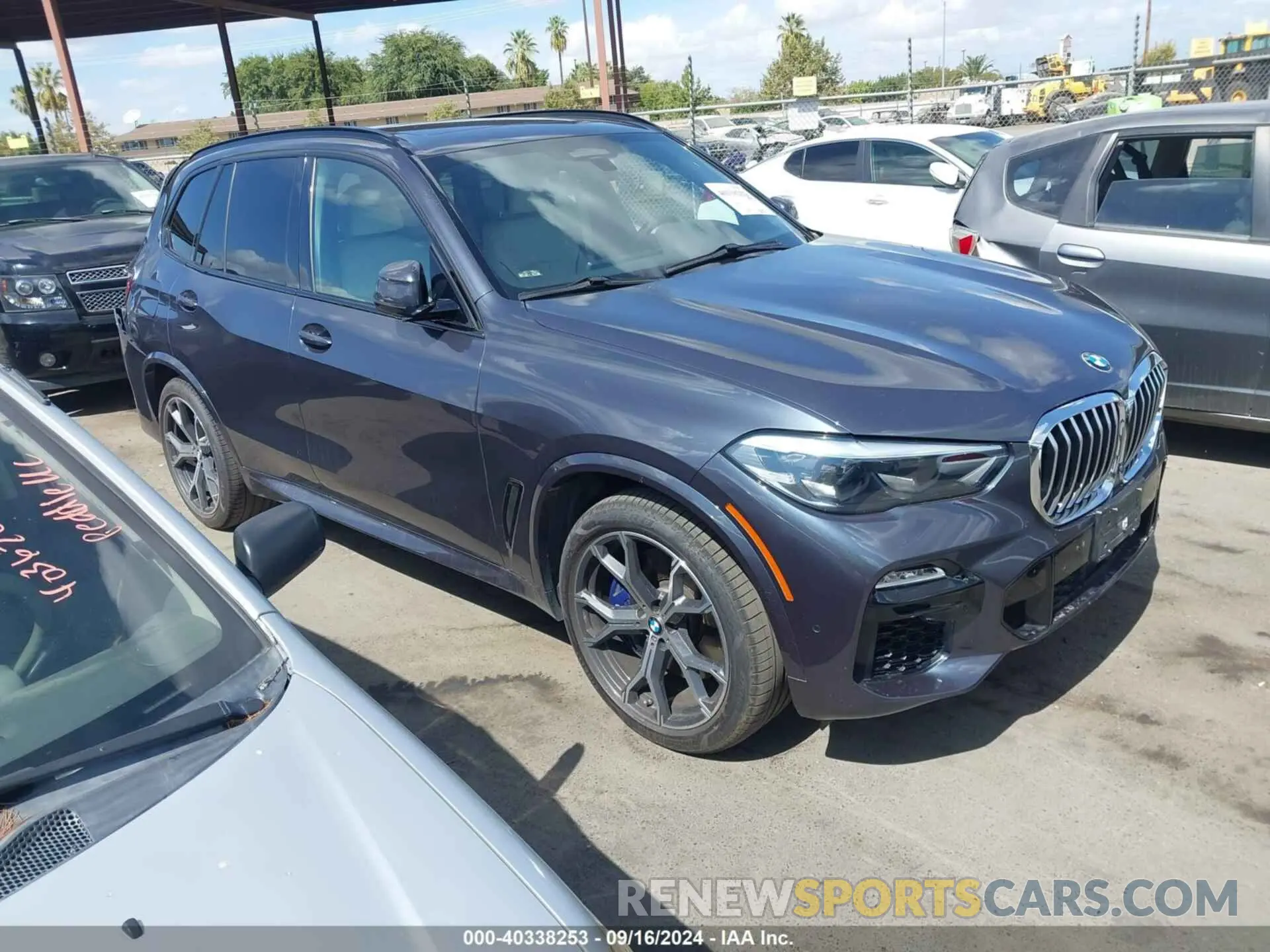 13 Photograph of a damaged car 5UXCR4C07LLT18687 BMW X5 2020
