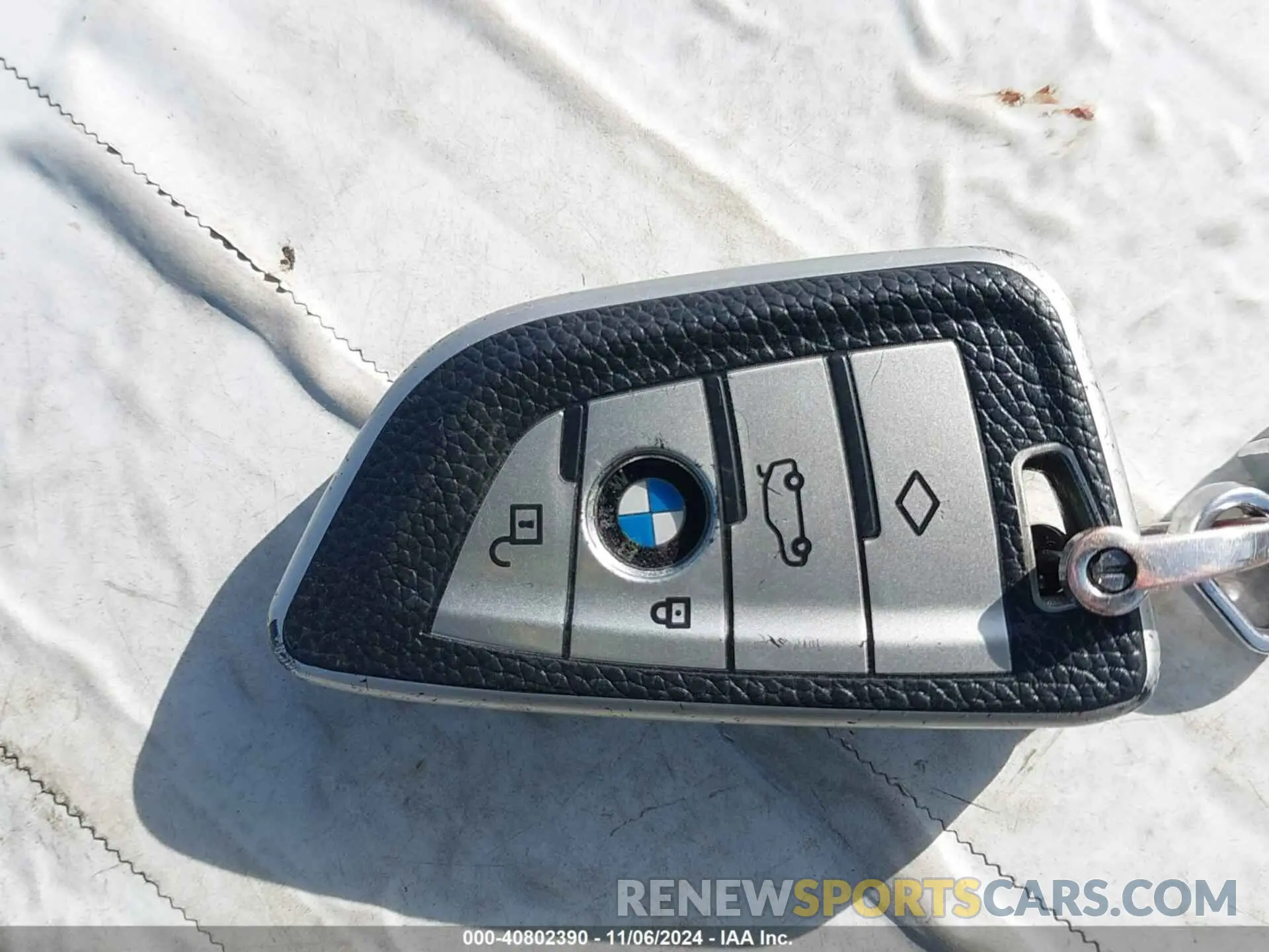 11 Photograph of a damaged car 5UXCR4C07LLW64822 BMW X5 2020