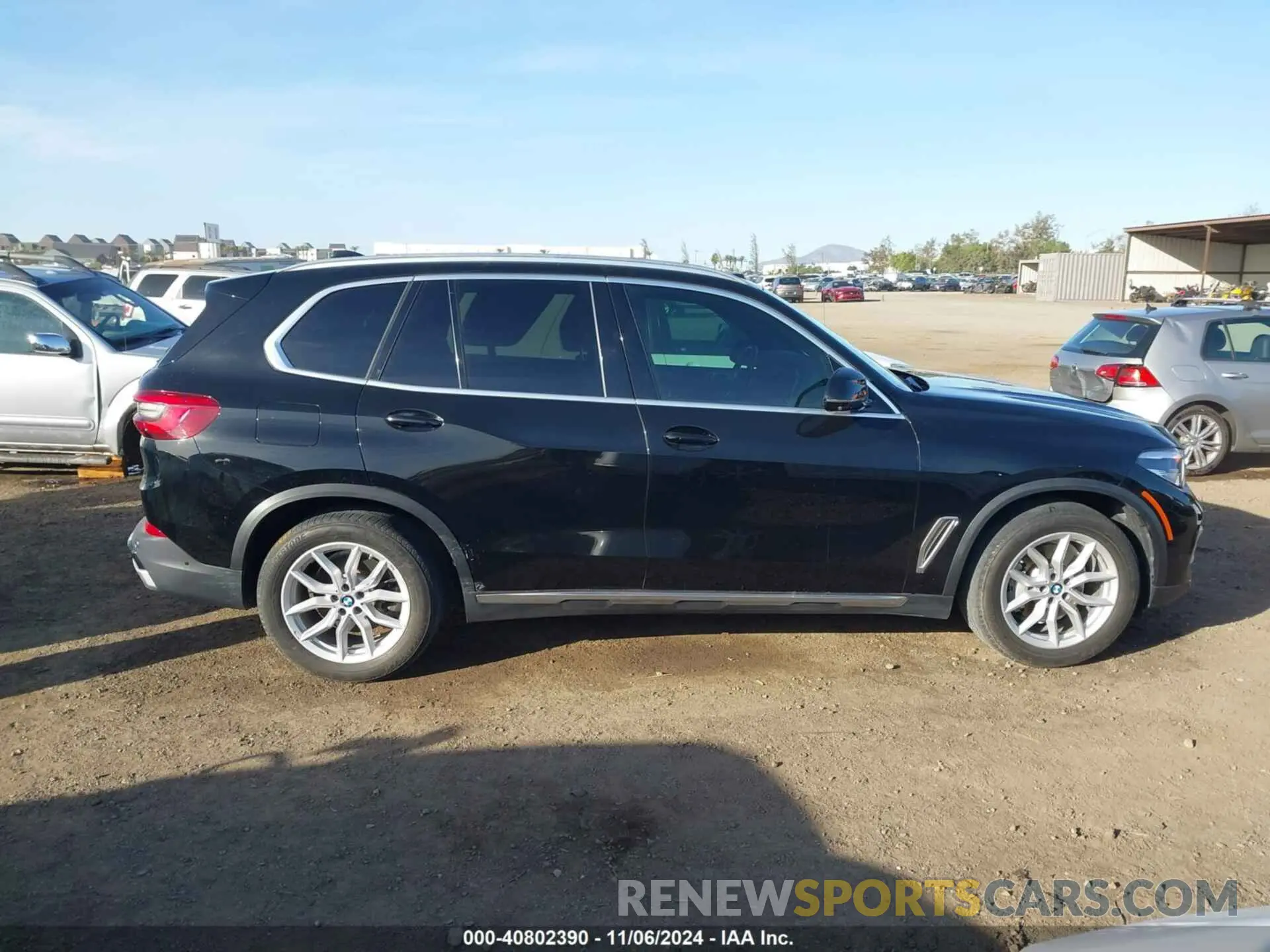 13 Photograph of a damaged car 5UXCR4C07LLW64822 BMW X5 2020