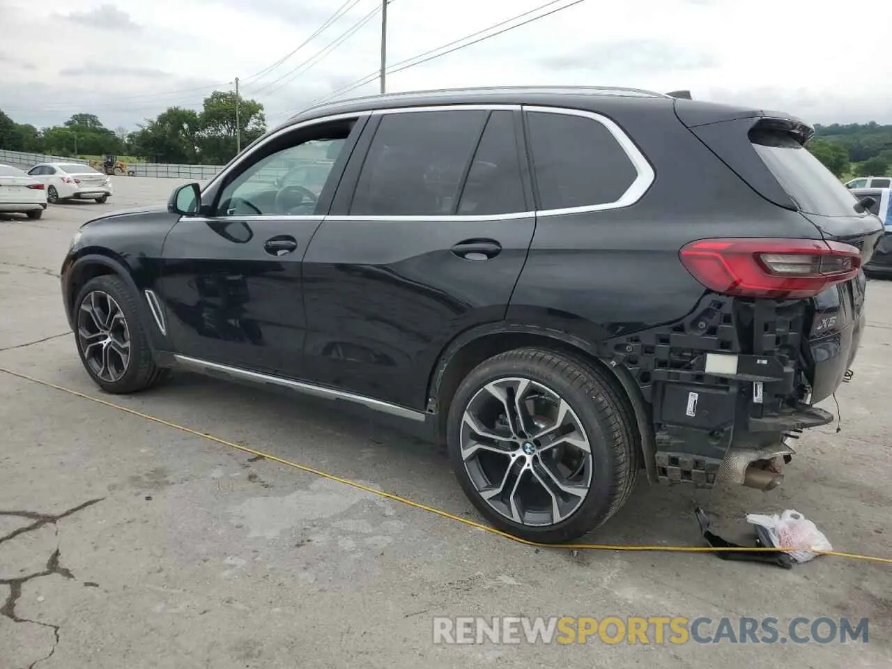 2 Photograph of a damaged car 5UXCR4C08L9B21821 BMW X5 2020