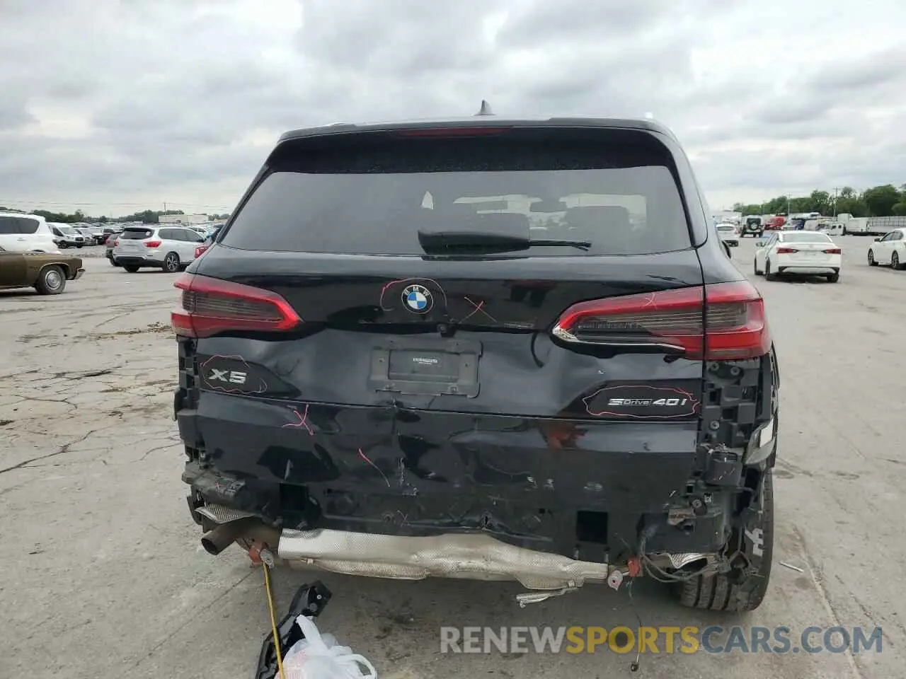 6 Photograph of a damaged car 5UXCR4C08L9B21821 BMW X5 2020