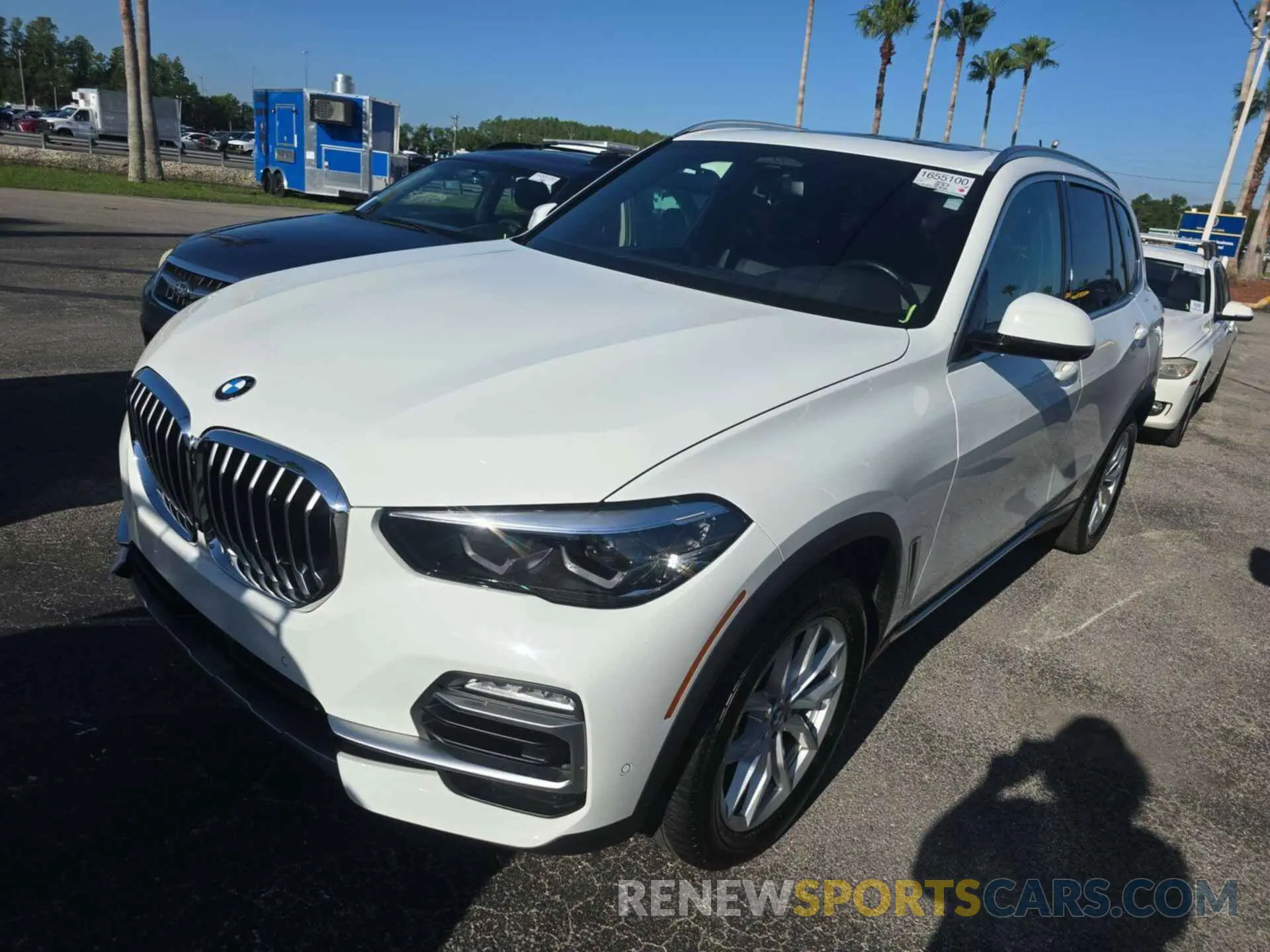19 Photograph of a damaged car 5UXCR4C08L9B46718 BMW X5 2020