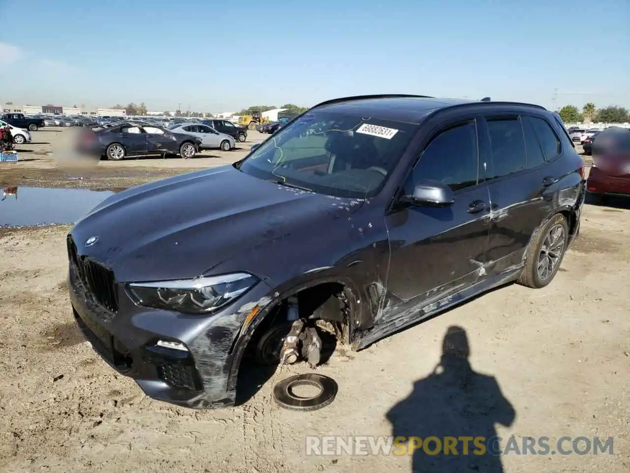 2 Photograph of a damaged car 5UXCR4C08L9B60232 BMW X5 2020