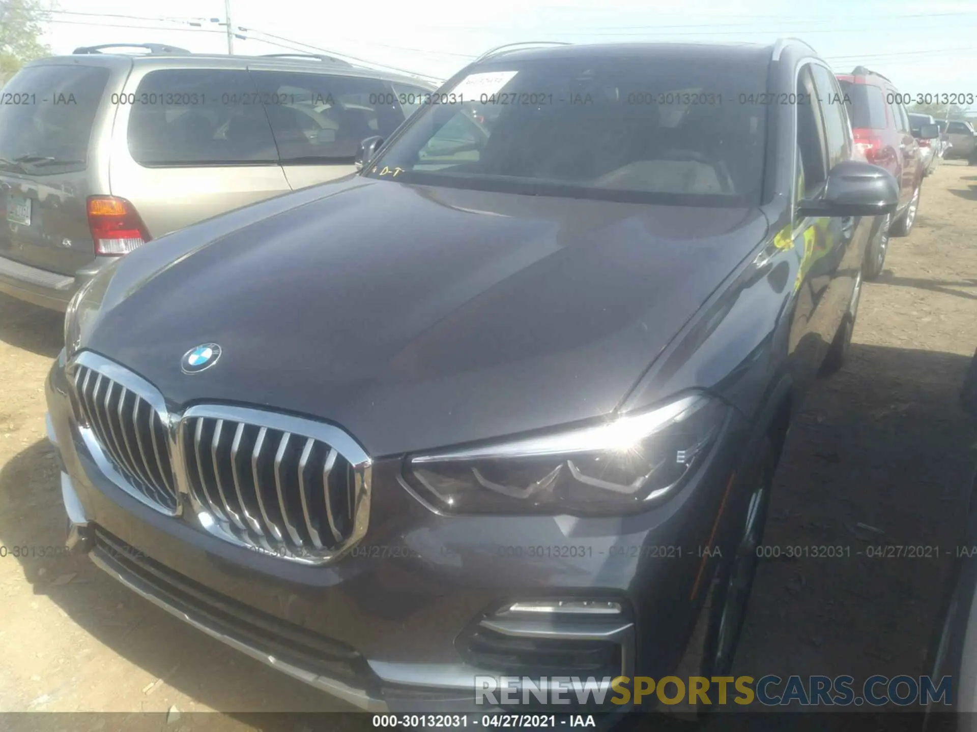 2 Photograph of a damaged car 5UXCR4C09L9B20208 BMW X5 2020