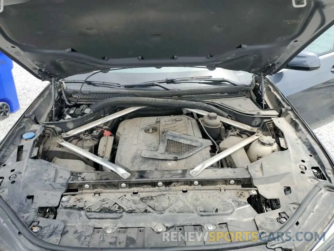 12 Photograph of a damaged car 5UXCR4C09L9B23285 BMW X5 2020