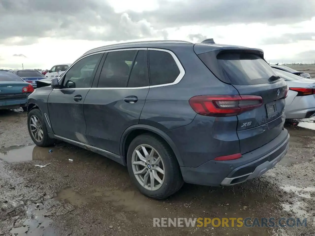 2 Photograph of a damaged car 5UXCR4C09L9C69069 BMW X5 2020