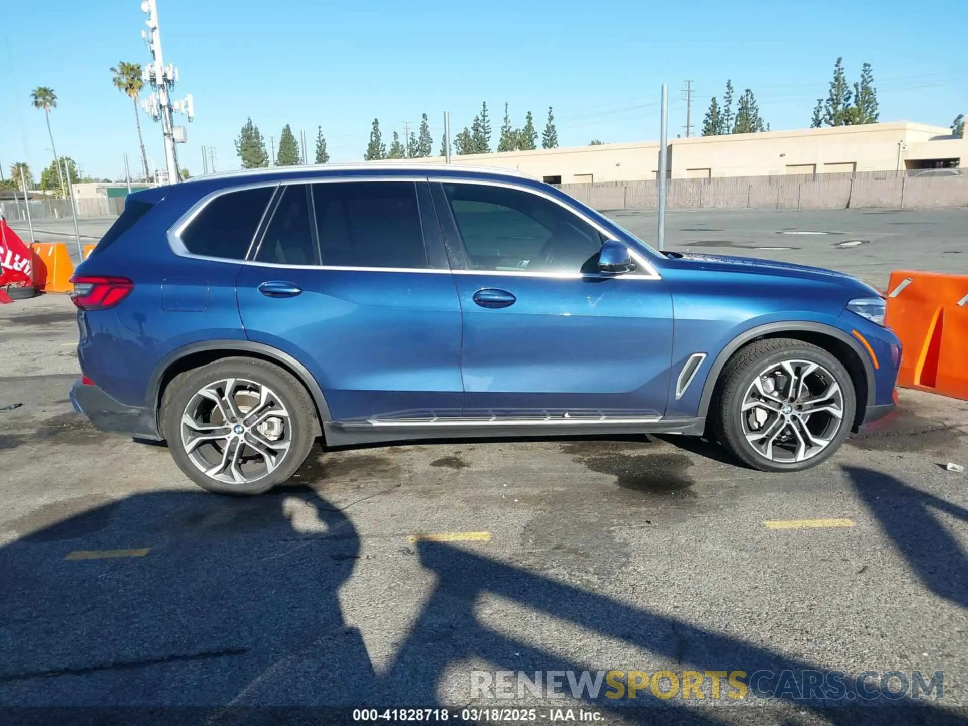 13 Photograph of a damaged car 5UXCR4C0XLLT18814 BMW X5 2020