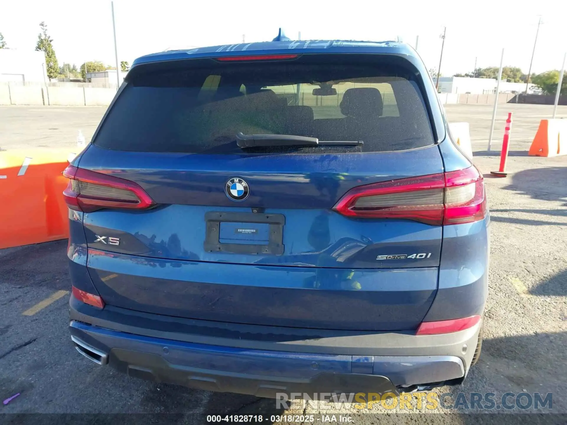16 Photograph of a damaged car 5UXCR4C0XLLT18814 BMW X5 2020