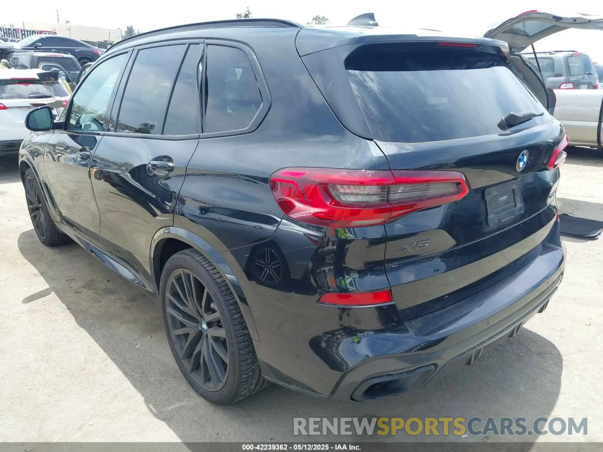 3 Photograph of a damaged car 5UXCR4C0XLLW64443 BMW X5 2020