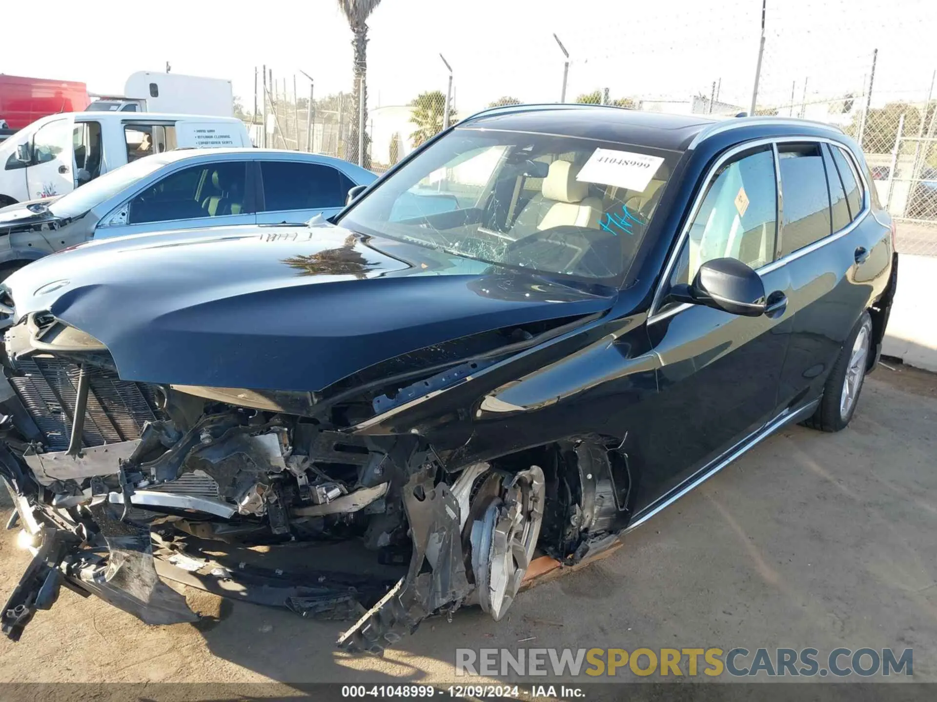 6 Photograph of a damaged car 5UXCR4C0XLLW65026 BMW X5 2020