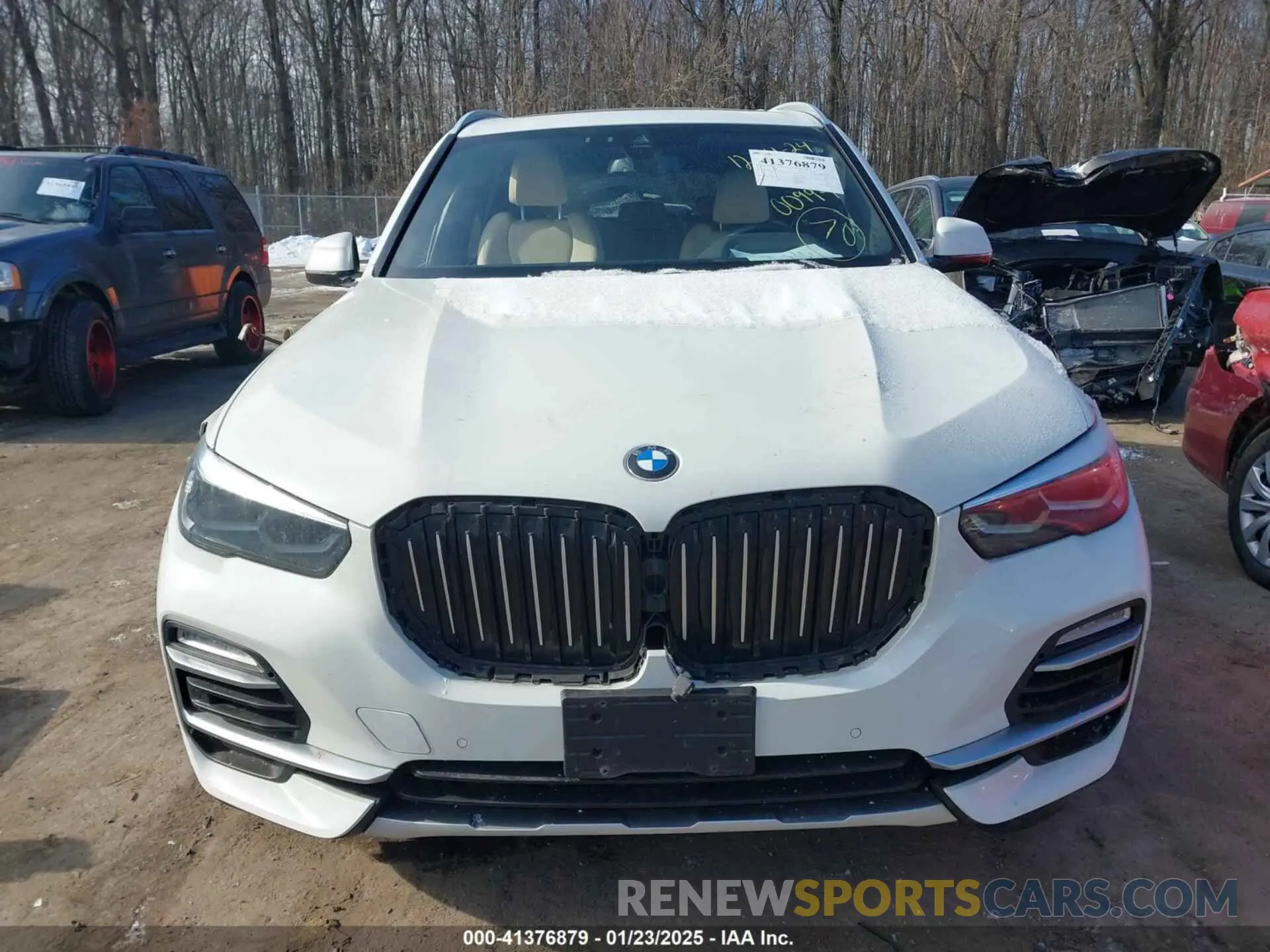 12 Photograph of a damaged car 5UXCR6C00L9B11070 BMW X5 2020