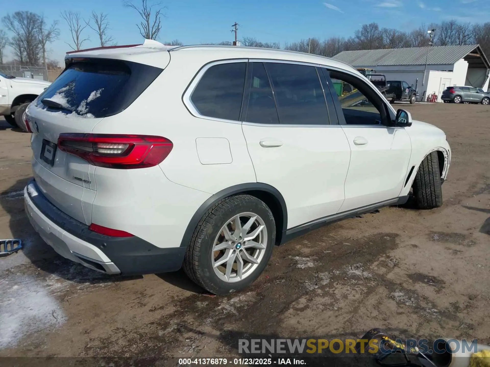 4 Photograph of a damaged car 5UXCR6C00L9B11070 BMW X5 2020