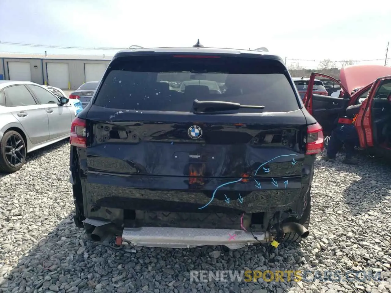 6 Photograph of a damaged car 5UXCR6C00L9C02503 BMW X5 2020