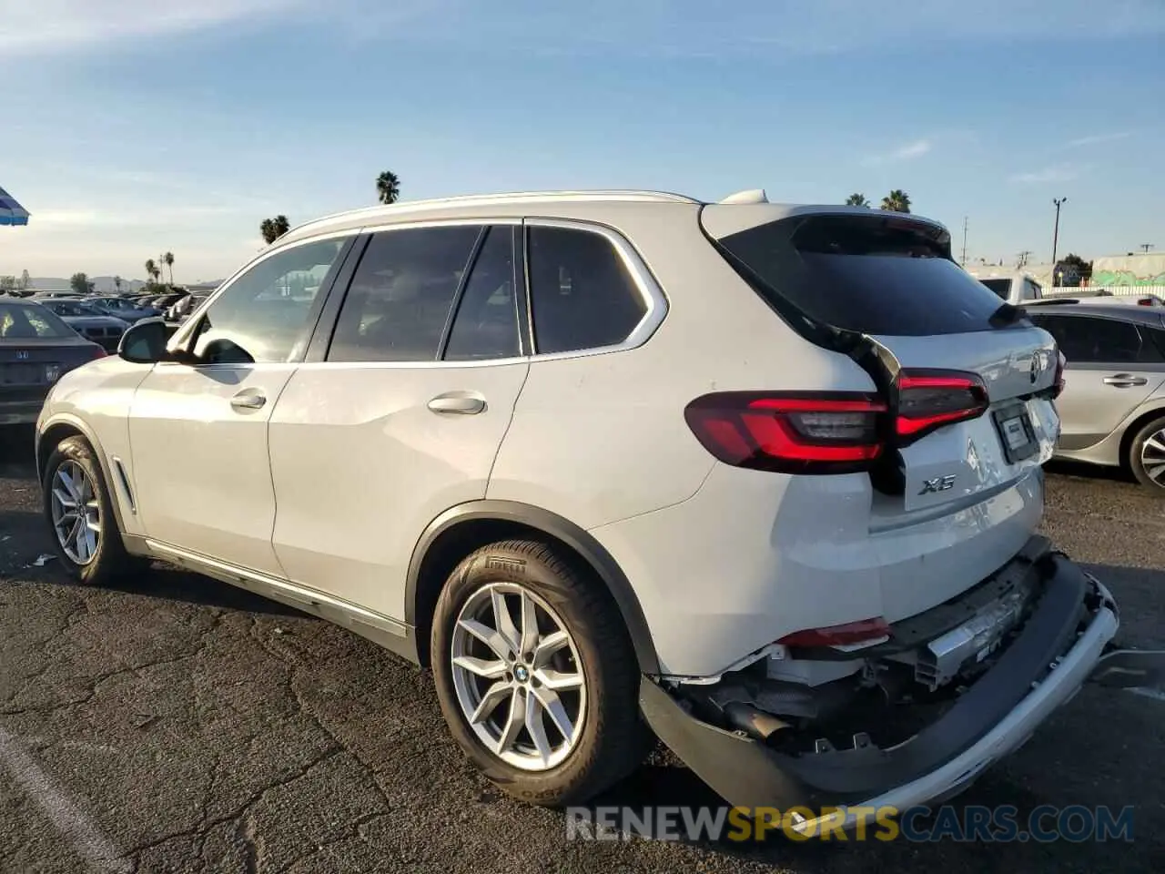 2 Photograph of a damaged car 5UXCR6C01L9C99503 BMW X5 2020
