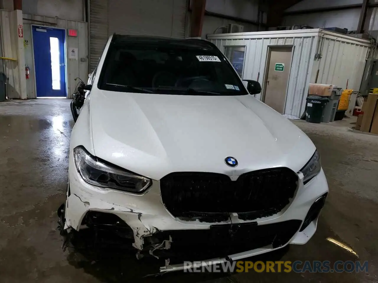 5 Photograph of a damaged car 5UXCR6C02L9B87129 BMW X5 2020