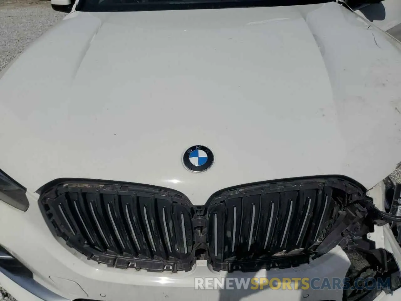 14 Photograph of a damaged car 5UXCR6C02L9C35213 BMW X5 2020
