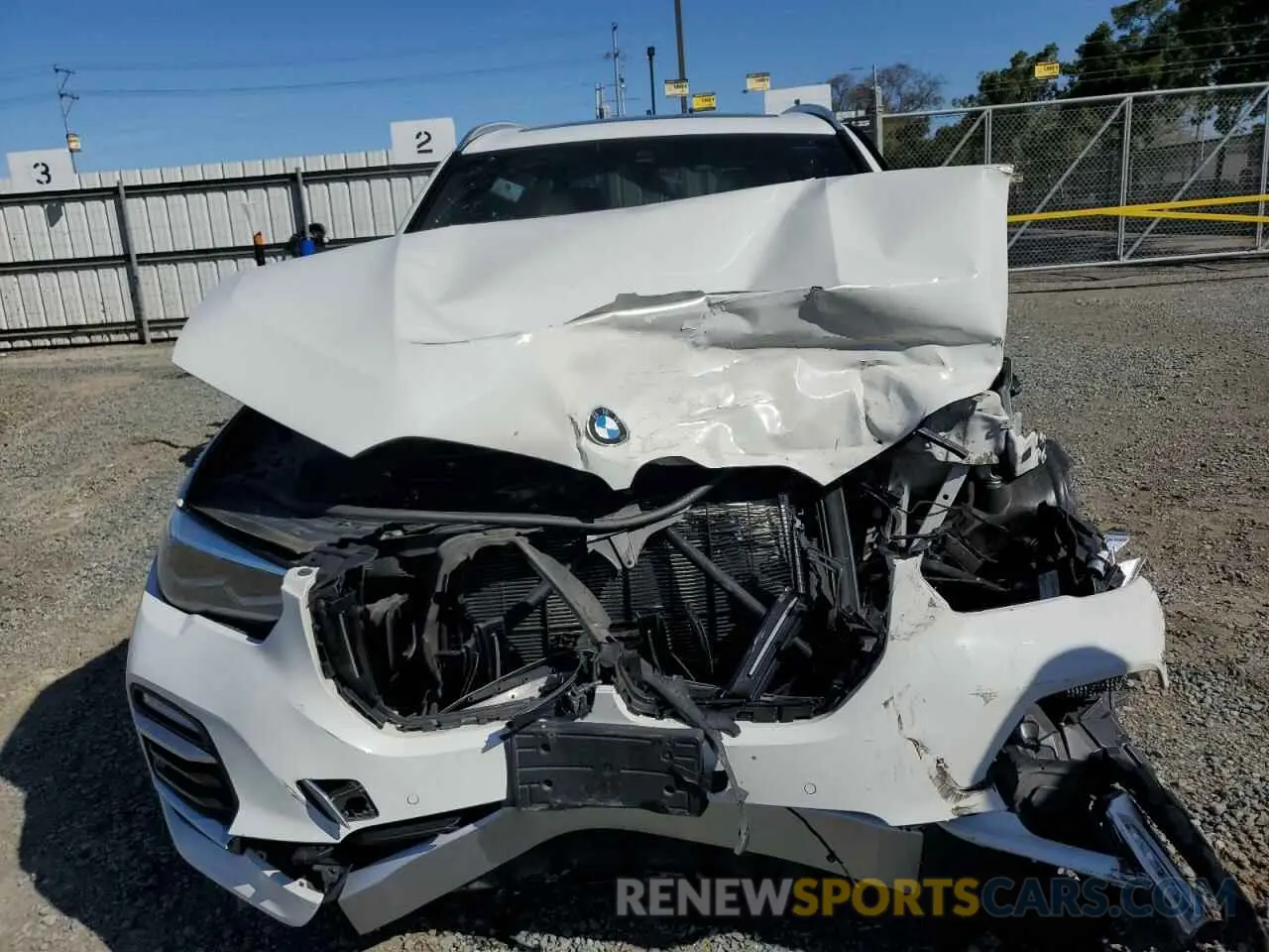5 Photograph of a damaged car 5UXCR6C02L9C46986 BMW X5 2020