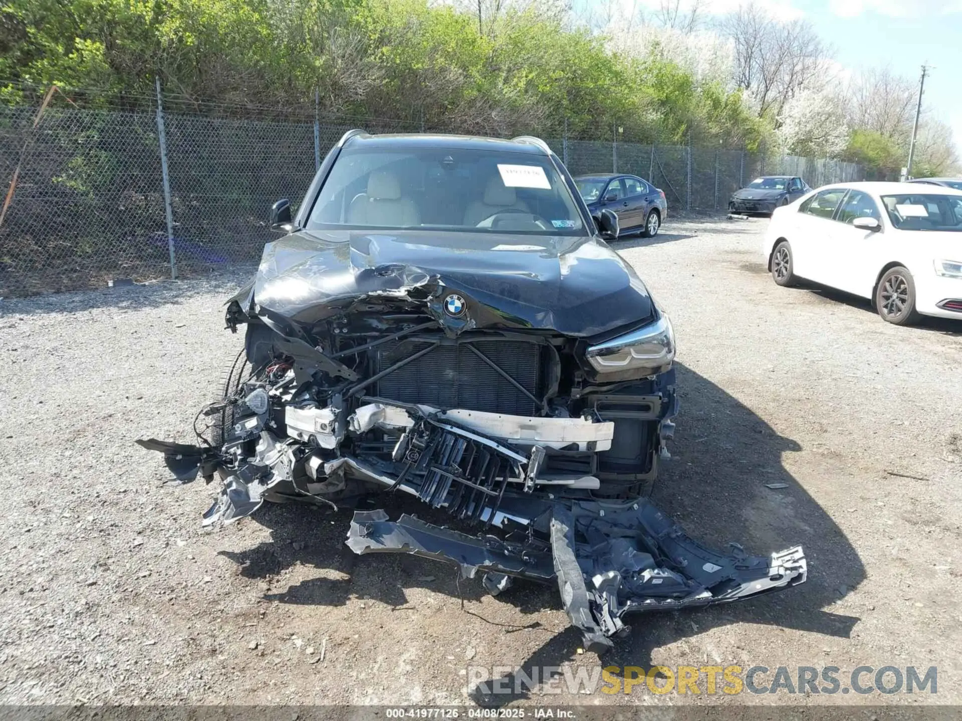 12 Photograph of a damaged car 5UXCR6C03L9B42670 BMW X5 2020