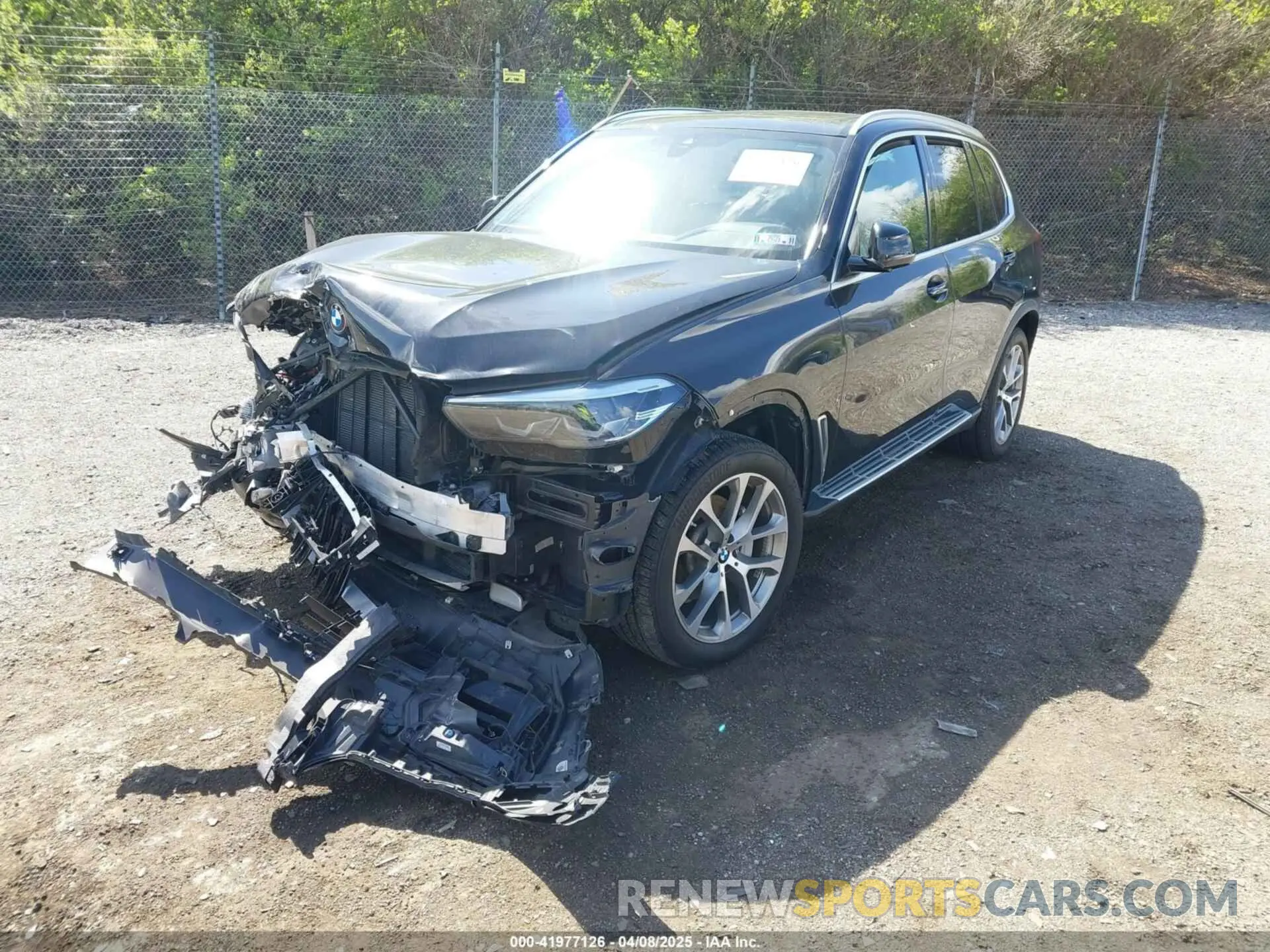 18 Photograph of a damaged car 5UXCR6C03L9B42670 BMW X5 2020