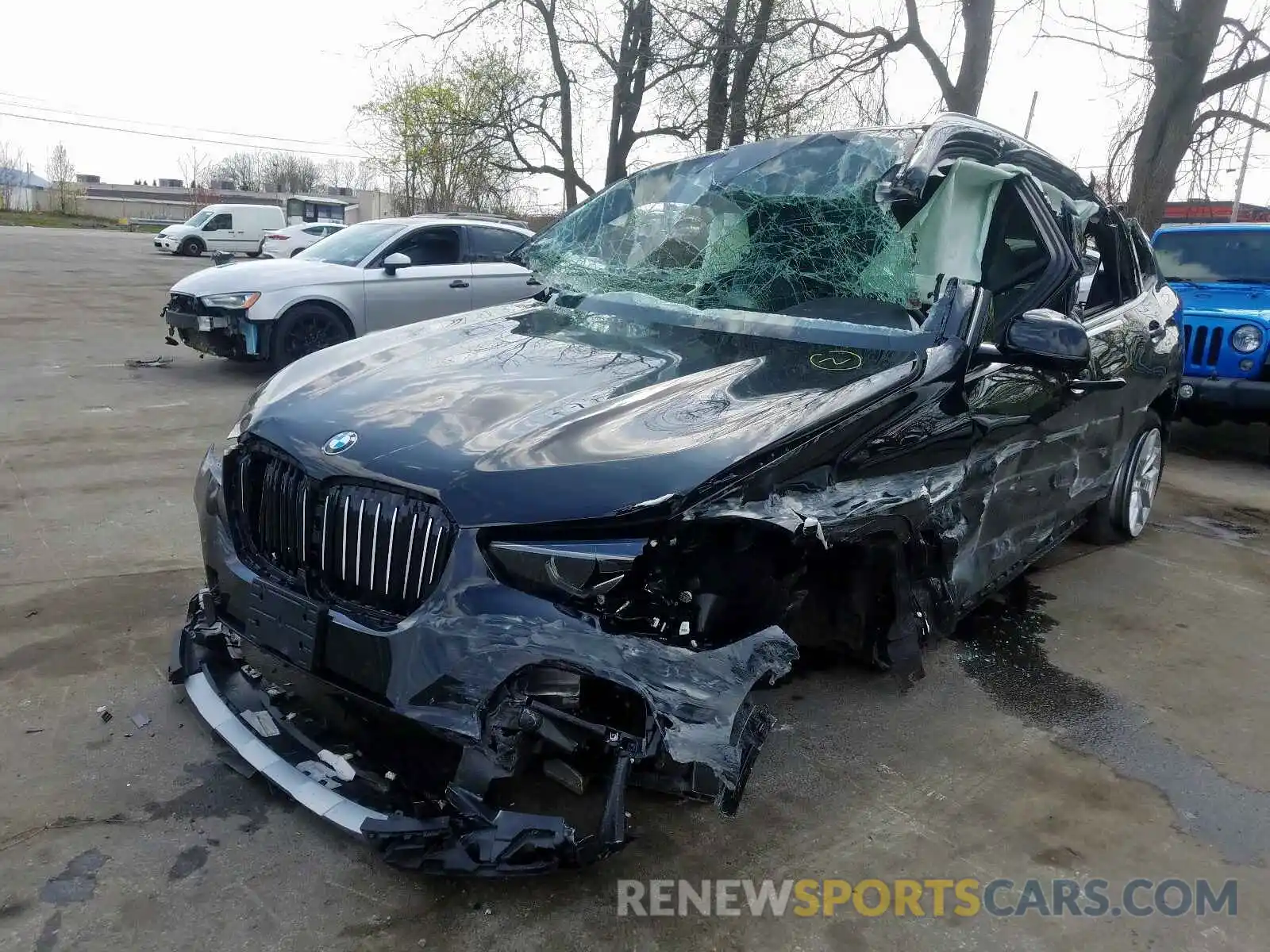 2 Photograph of a damaged car 5UXCR6C03LLL74847 BMW X5 2020