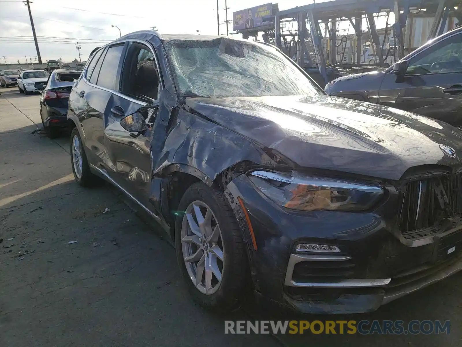 9 Photograph of a damaged car 5UXCR6C04L9B94325 BMW X5 2020