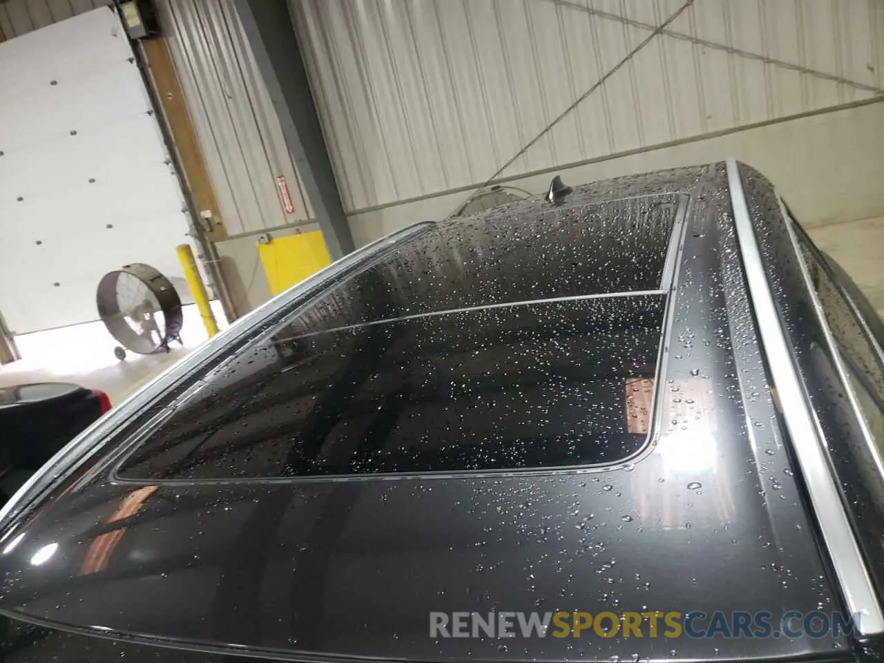 9 Photograph of a damaged car 5UXCR6C04LLL75313 BMW X5 2020
