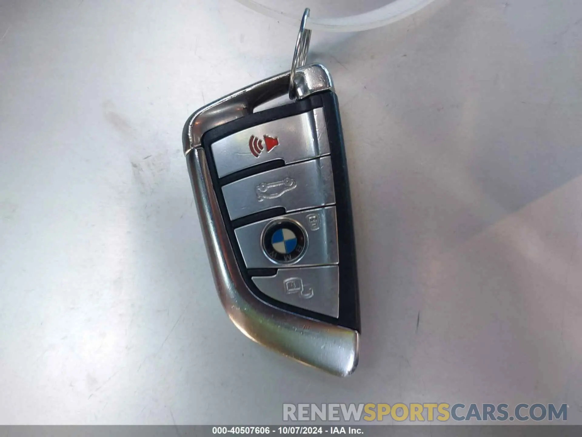 11 Photograph of a damaged car 5UXCR6C05L9B21903 BMW X5 2020