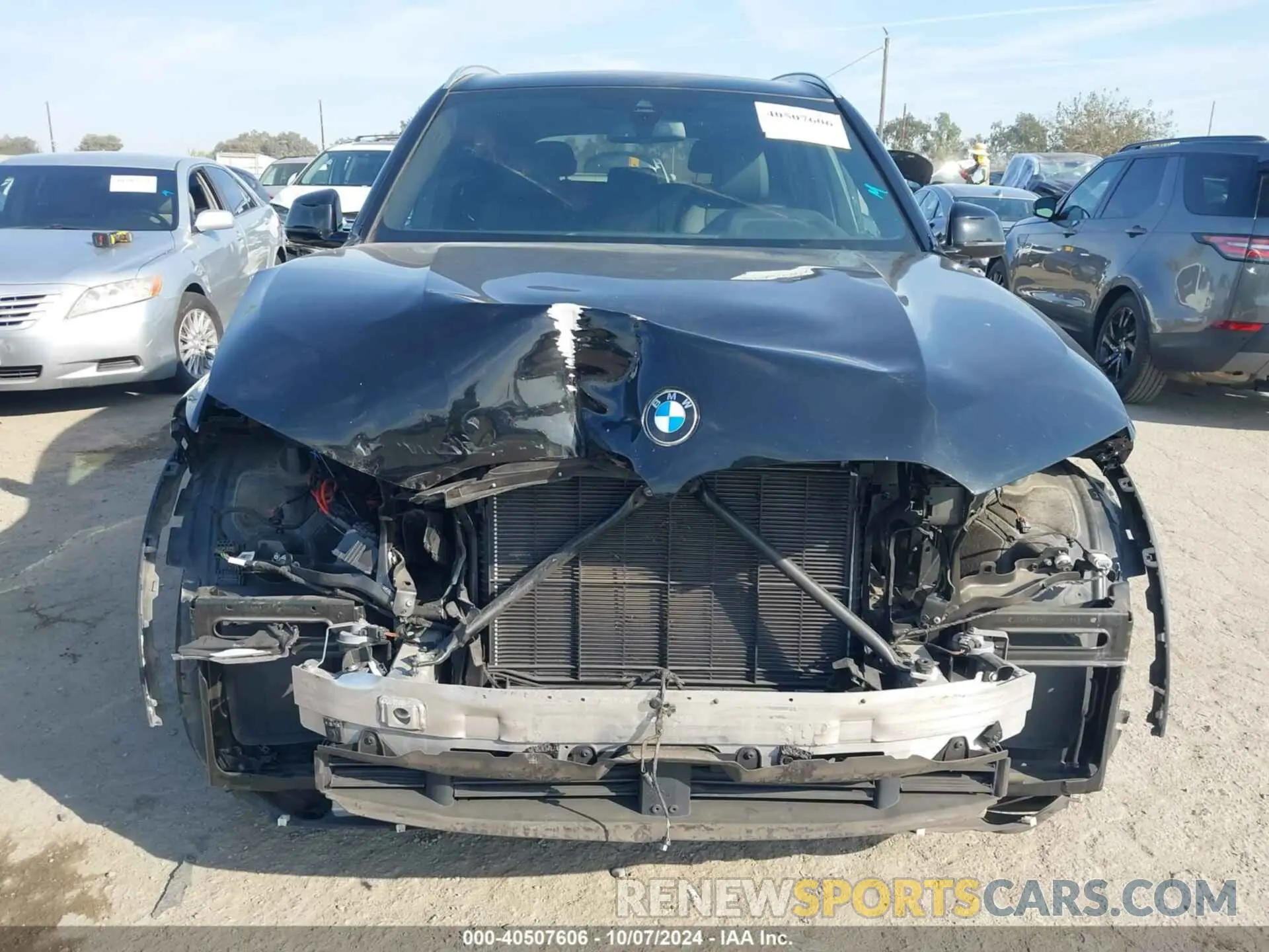 13 Photograph of a damaged car 5UXCR6C05L9B21903 BMW X5 2020