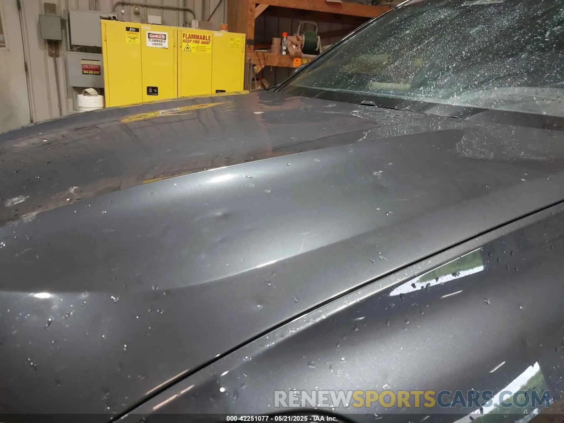 6 Photograph of a damaged car 5UXCR6C05L9B87142 BMW X5 2020